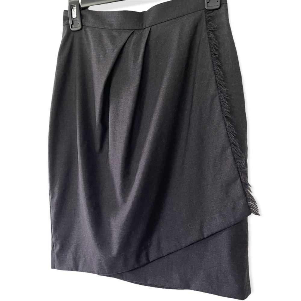 Brooks Brothers grey skirt with raw hem fringe frayed detail size 0